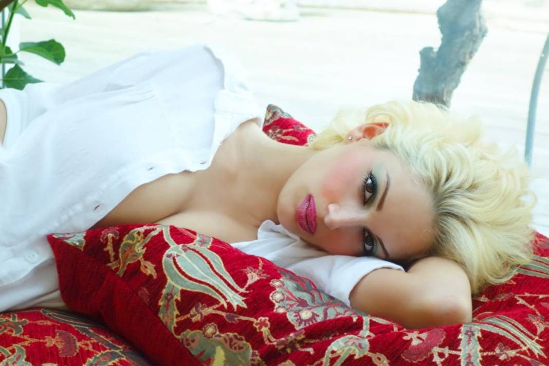 Adnan Oktar'ın en gözde kediciği ismini değiştirdi - Resim: 11